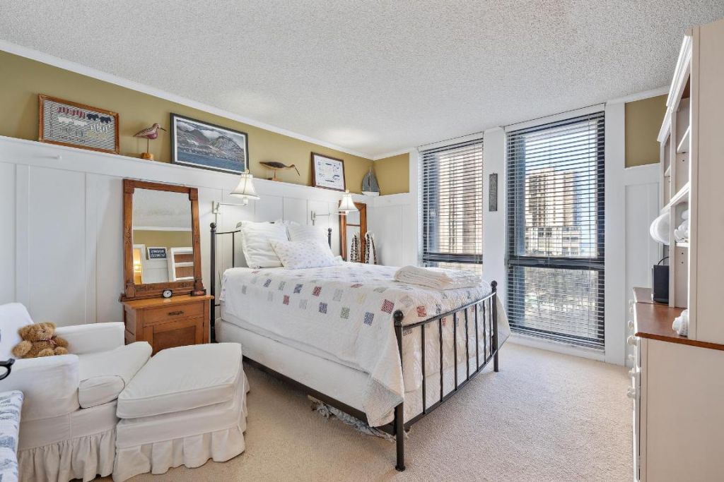 5380 N Ocean Drive, Unit 6d, Singer Island, FL 33404 Photo