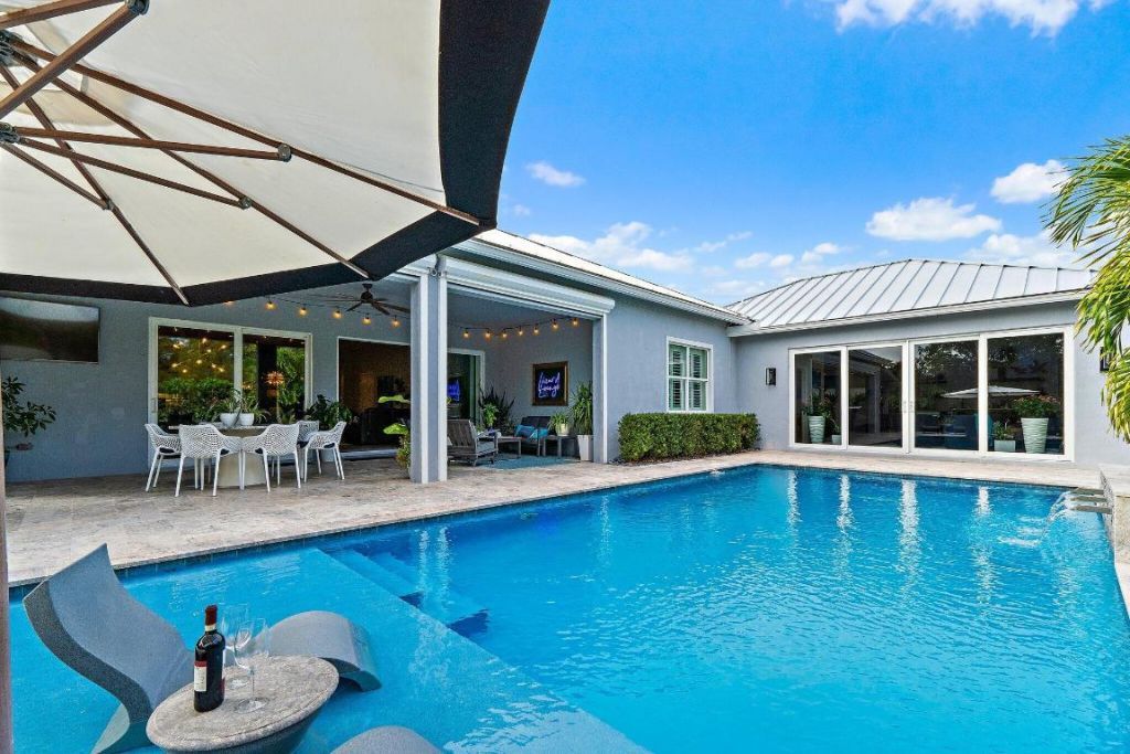 139 Shores Pointe Drive, Jupiter, FL 33458 Photo