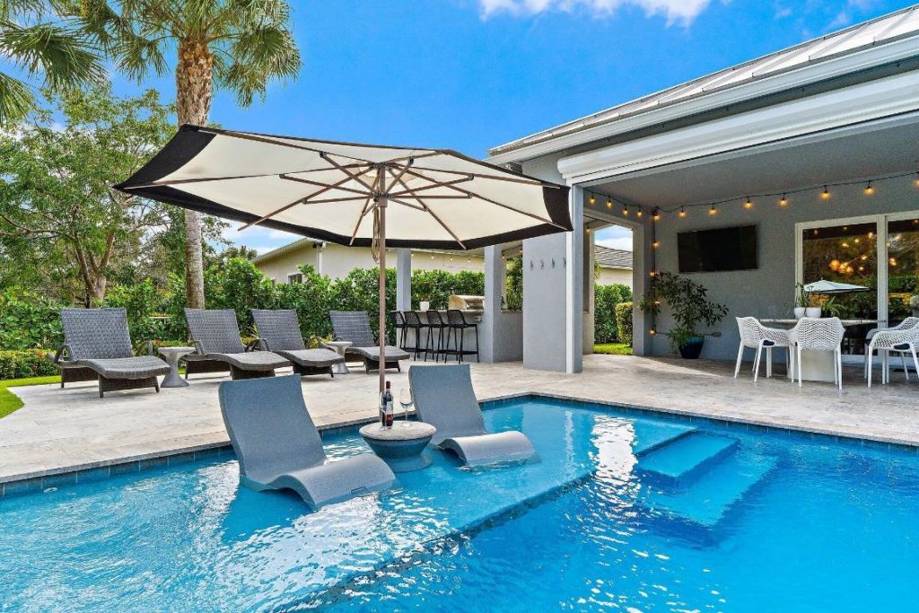 139 Shores Pointe Drive, Jupiter, FL 33458 Photo