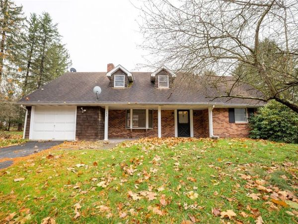 137 Boswell Rd, New Florence, PA 15944