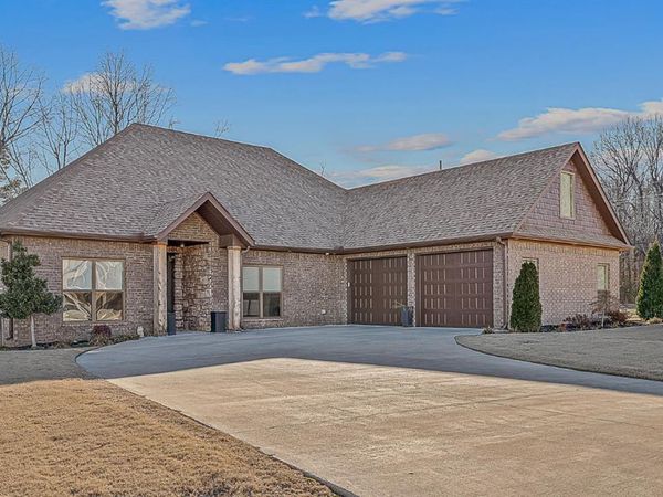 1707 S 28 1/2 Street S, Paragould, AR 72450