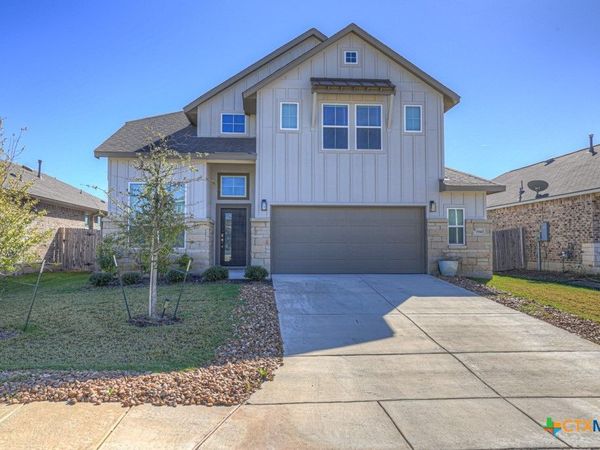 1940 Colonial Avenue , New Braunfels, TX 78130