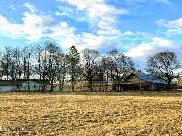 1644 U.S. Highway 9, Stuyvesant, NY 12173