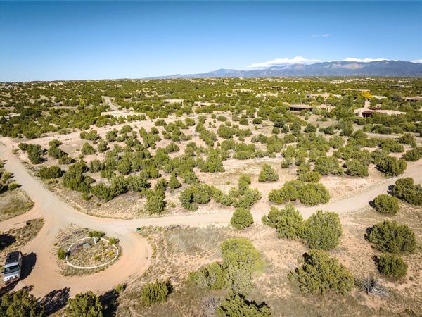2 Escopeta Court, Santa Fe, NM 87506