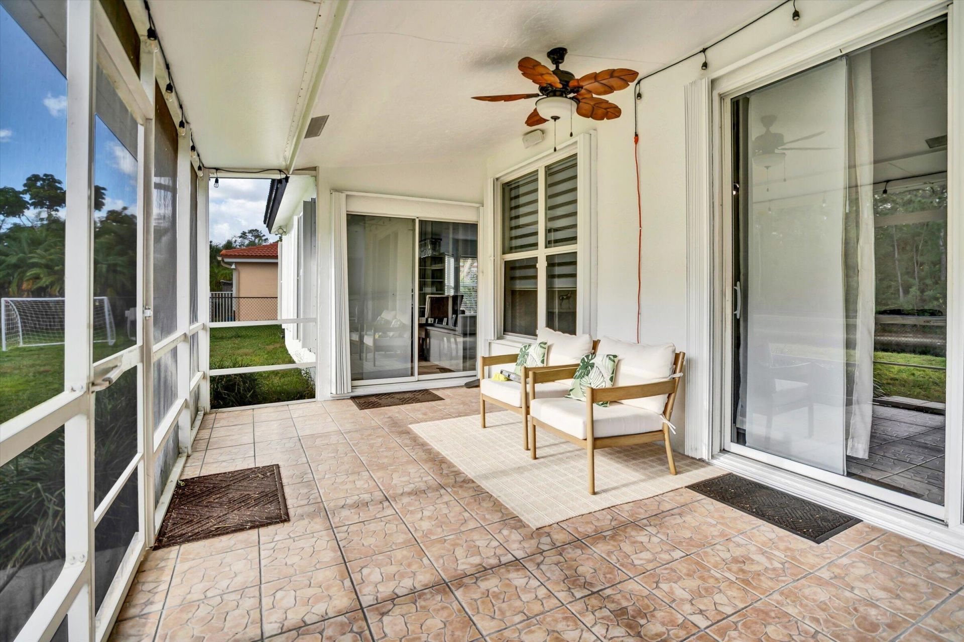 112 Cocoplum Circle, Royal Palm Beach, FL 33411 Photo