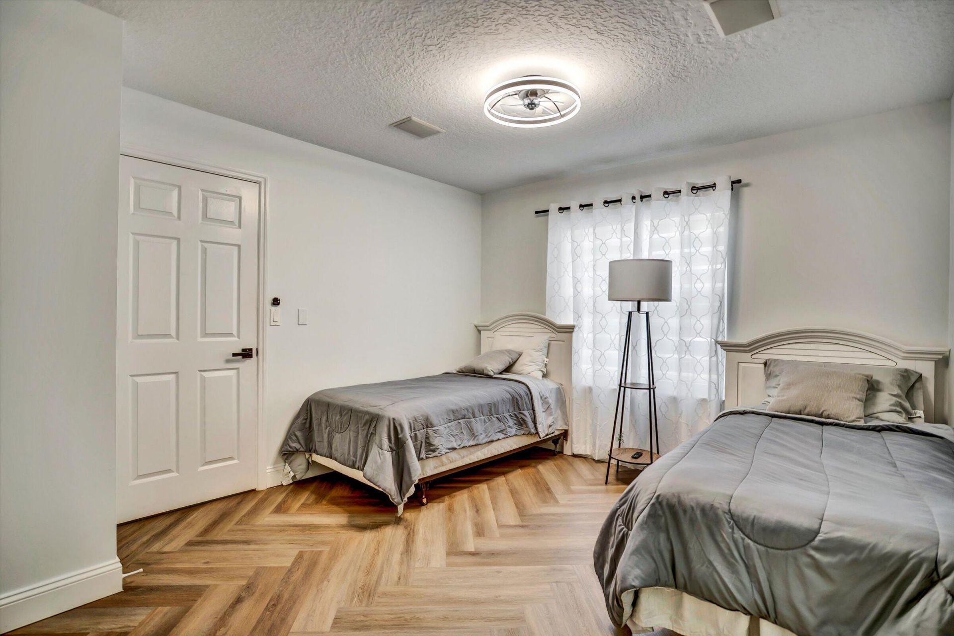 112 Cocoplum Circle, Royal Palm Beach, FL 33411 Photo