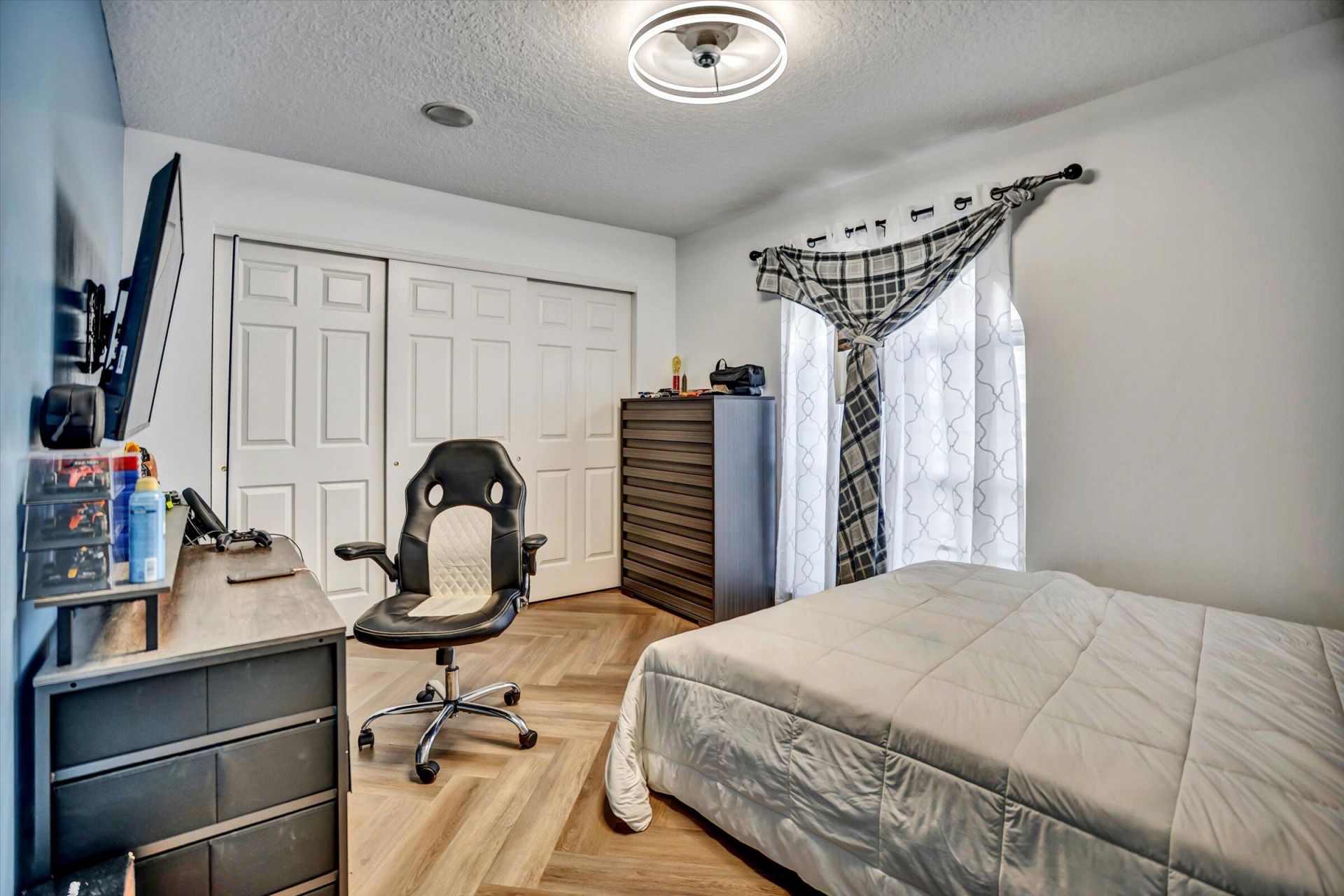 112 Cocoplum Circle, Royal Palm Beach, FL 33411 Photo