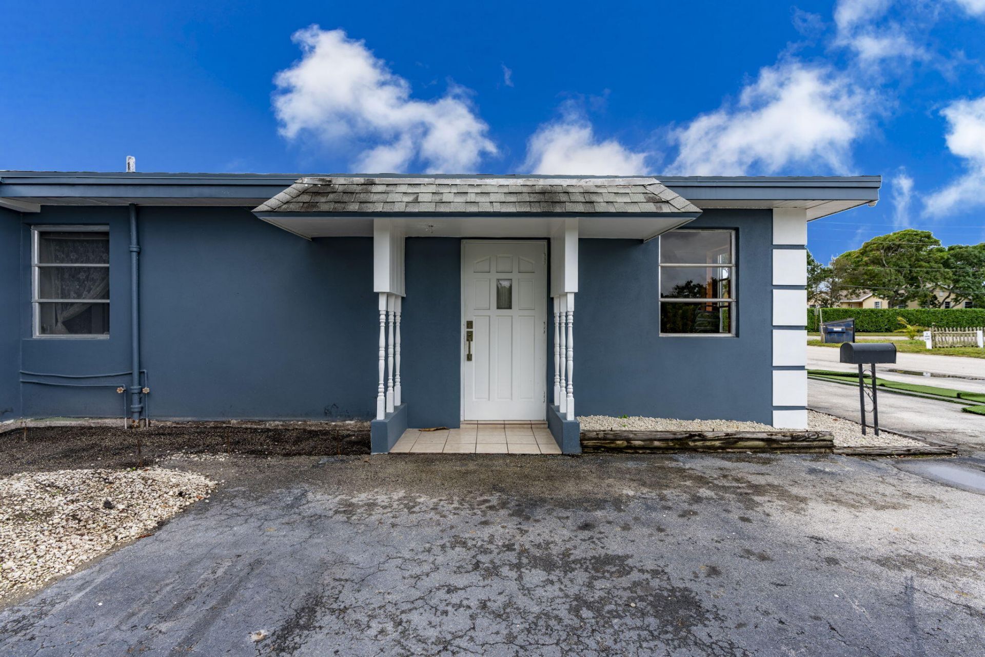 945 Miner Road, Lake Worth, FL 33462 Photo