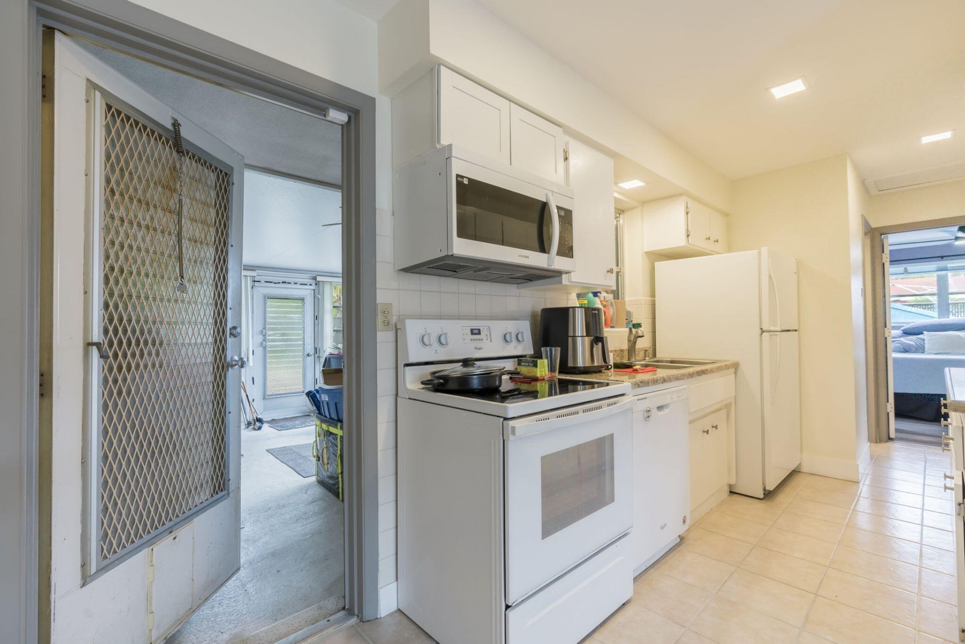 945 Miner Road, Lake Worth, FL 33462 Photo