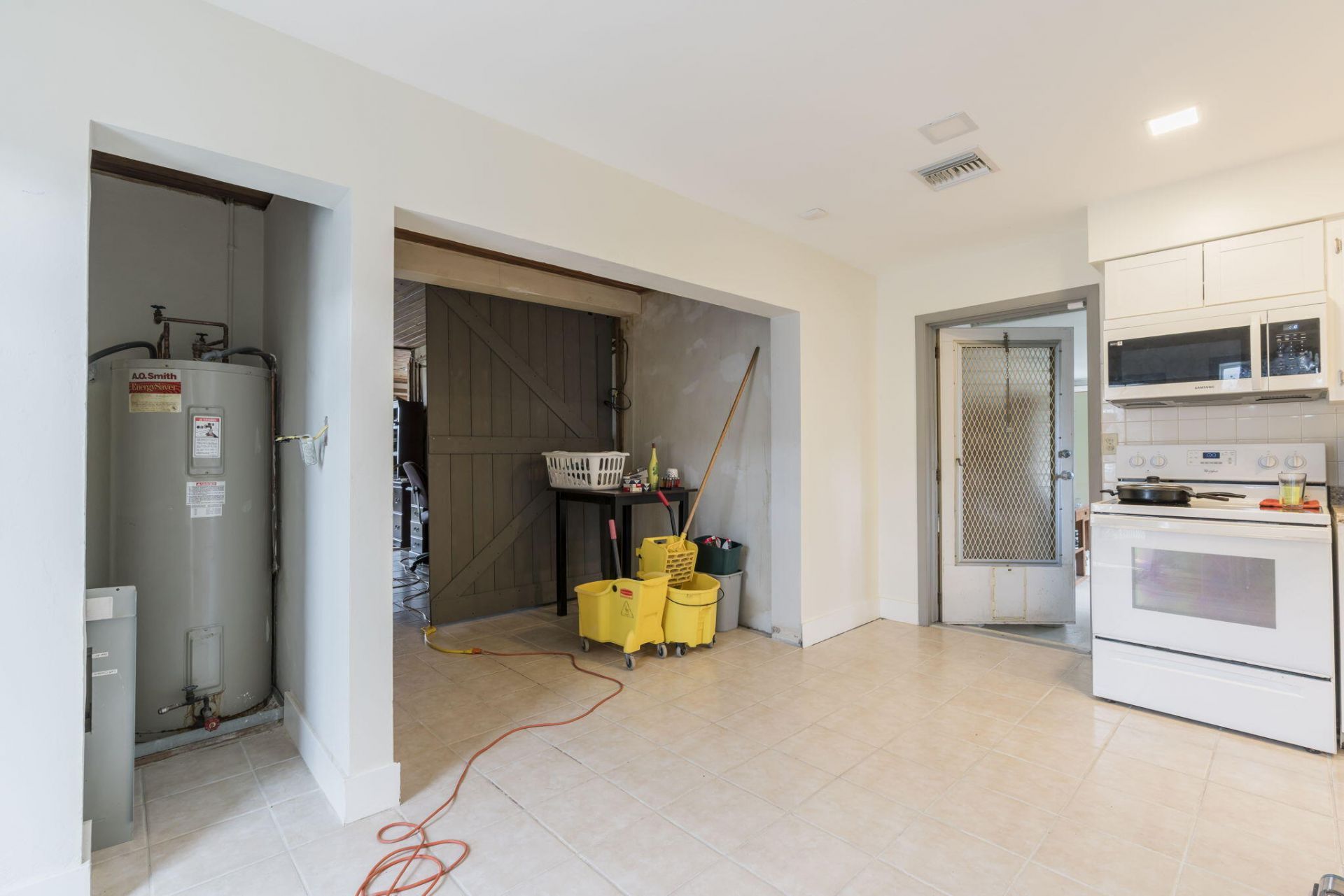 945 Miner Road, Lake Worth, FL 33462 Photo