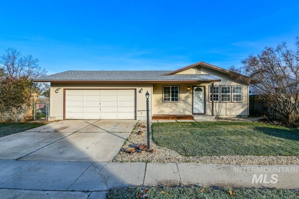 480 E Easy St, Kuna, ID 83634 Main Photo