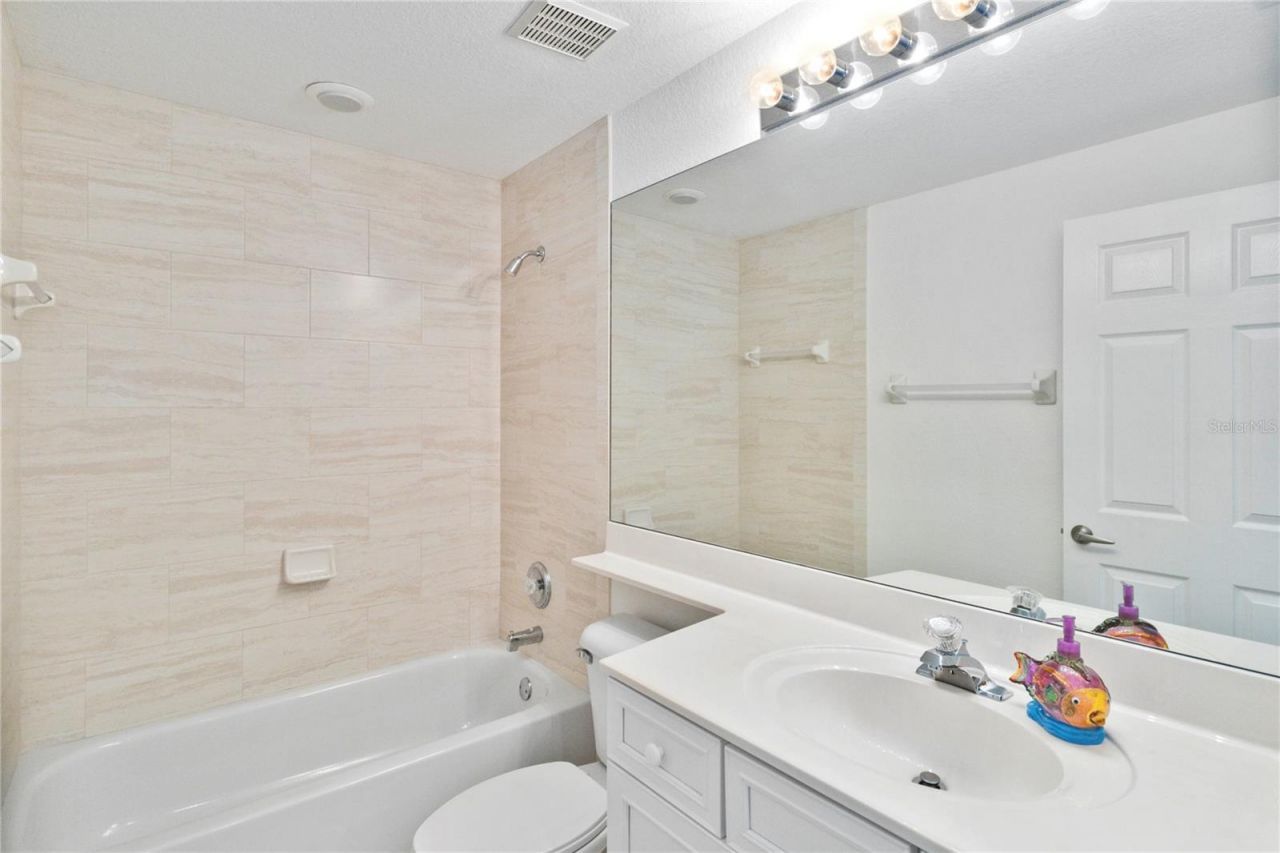 6351 Bay Cedar Lane, Bradenton, FL 34203 Photo