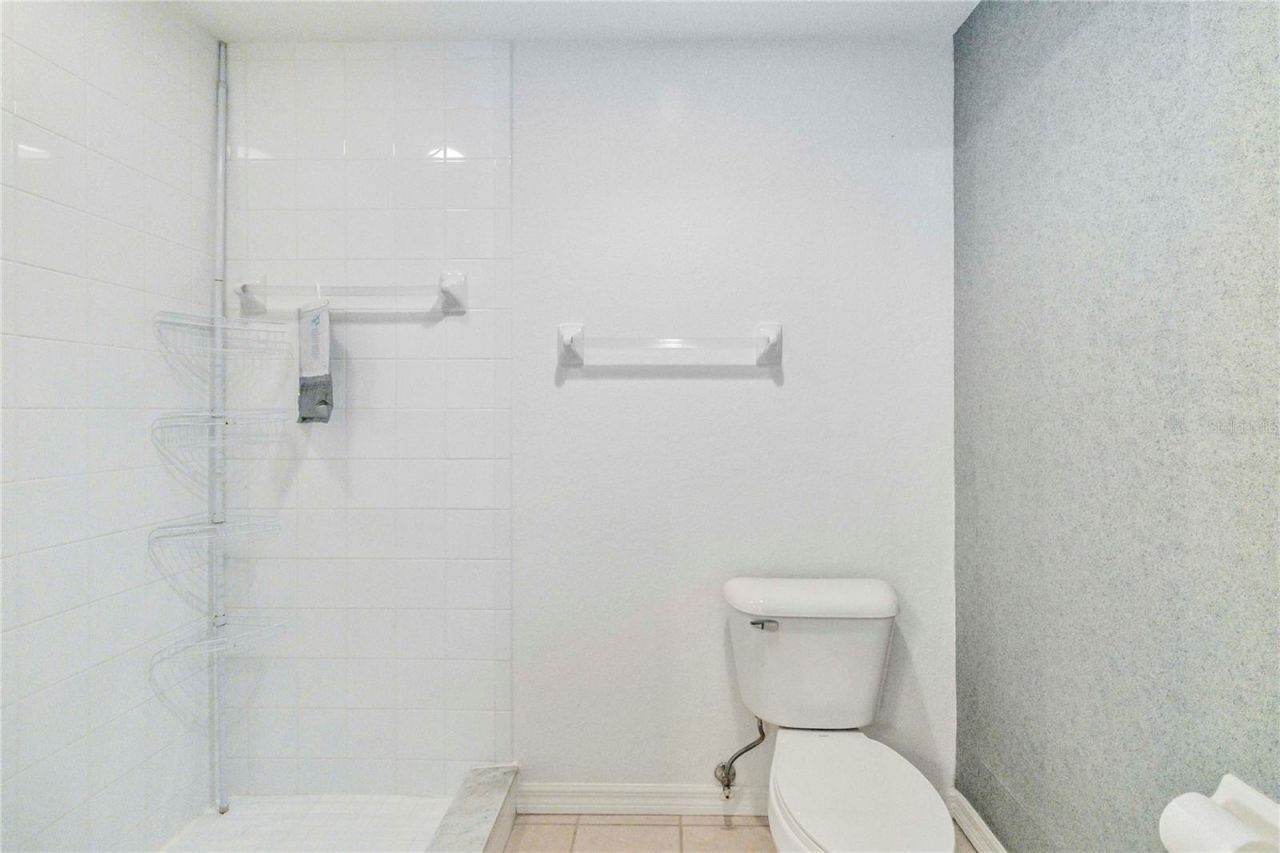 6351 Bay Cedar Lane, Bradenton, FL 34203 Photo