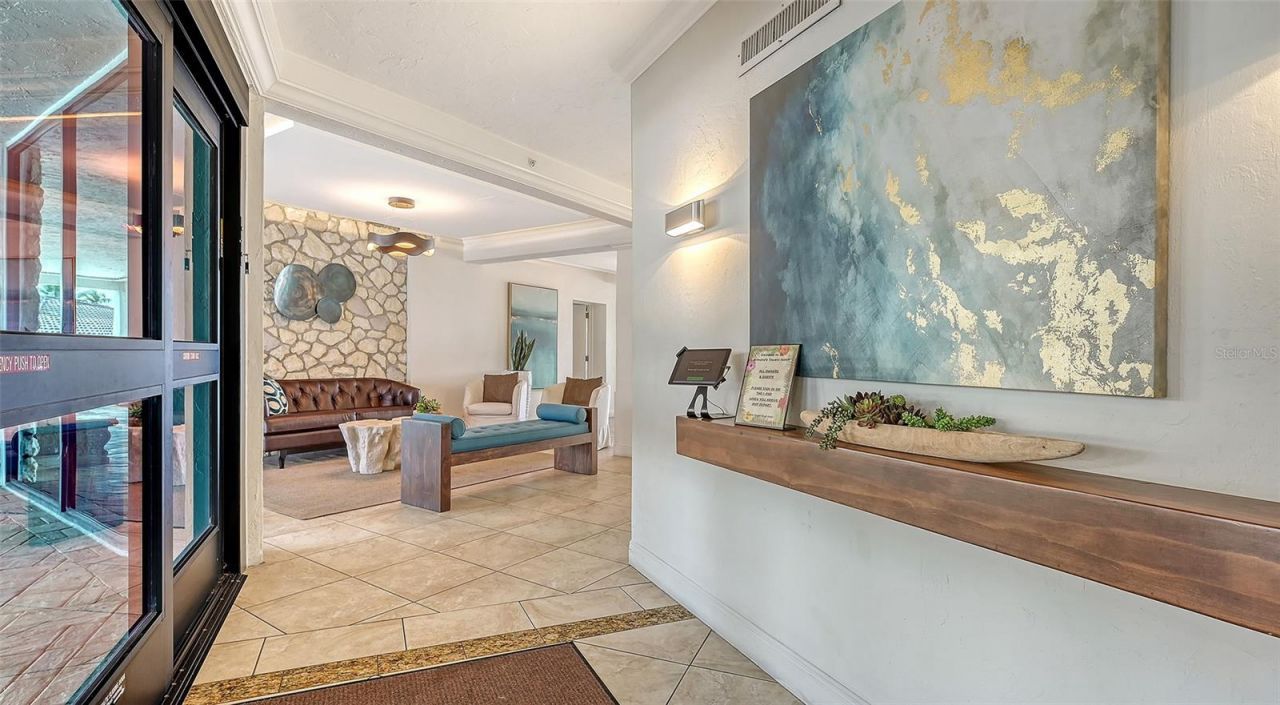 1 Benjamin Franklin Drive, Unit 55, Sarasota, FL 34236 Photo