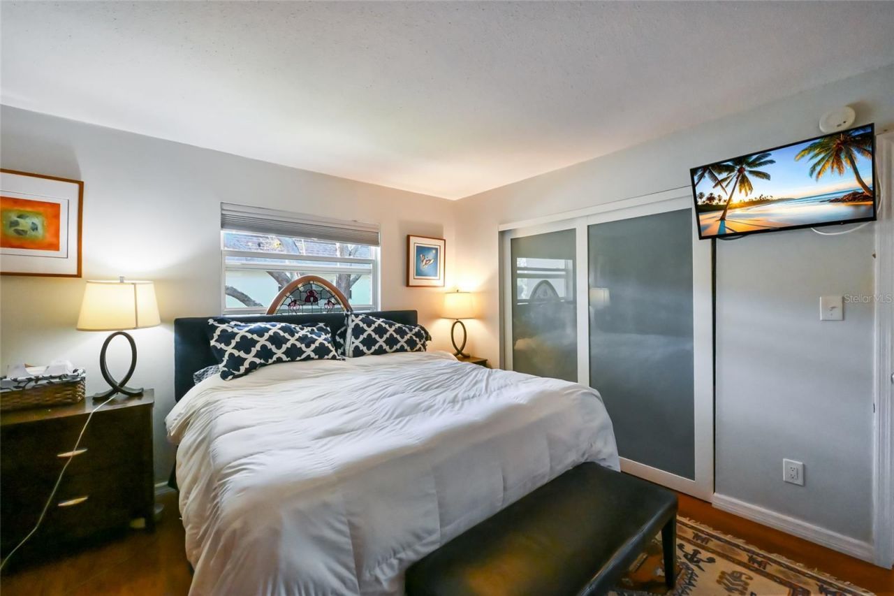 535 Sutton Place, Longboat Key, FL 34228 Photo