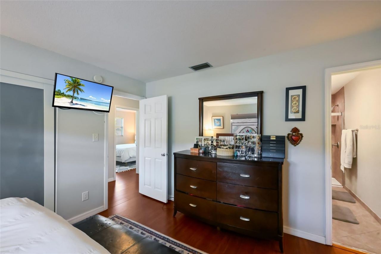 535 Sutton Place, Longboat Key, FL 34228 Photo