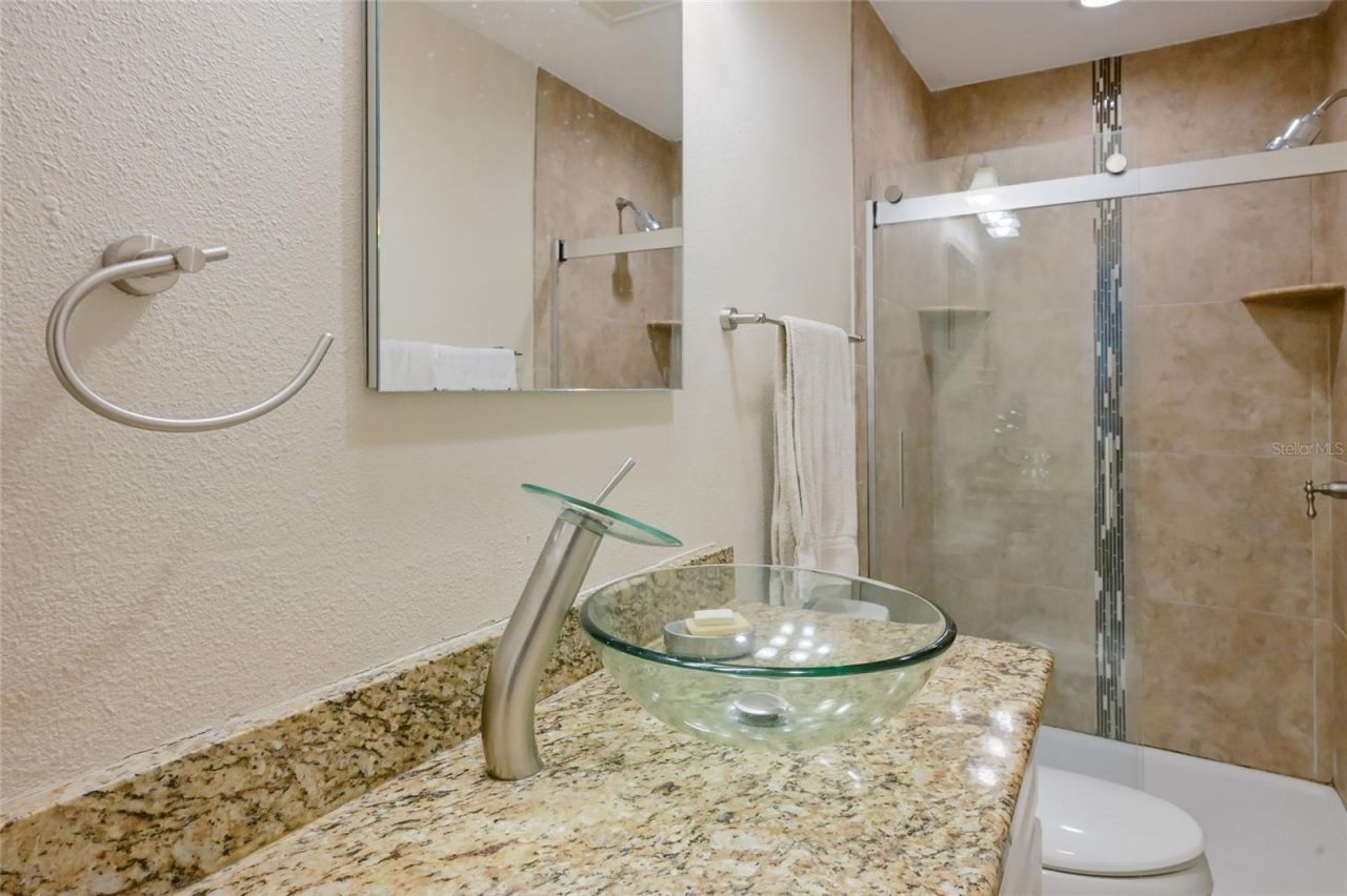 535 Sutton Place, Longboat Key, FL 34228 Photo