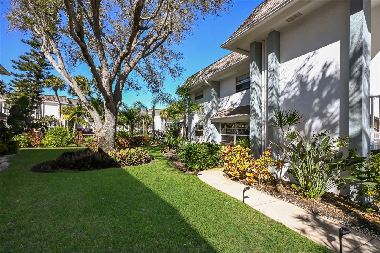 535 Sutton Place, Longboat Key, FL 34228 Photo