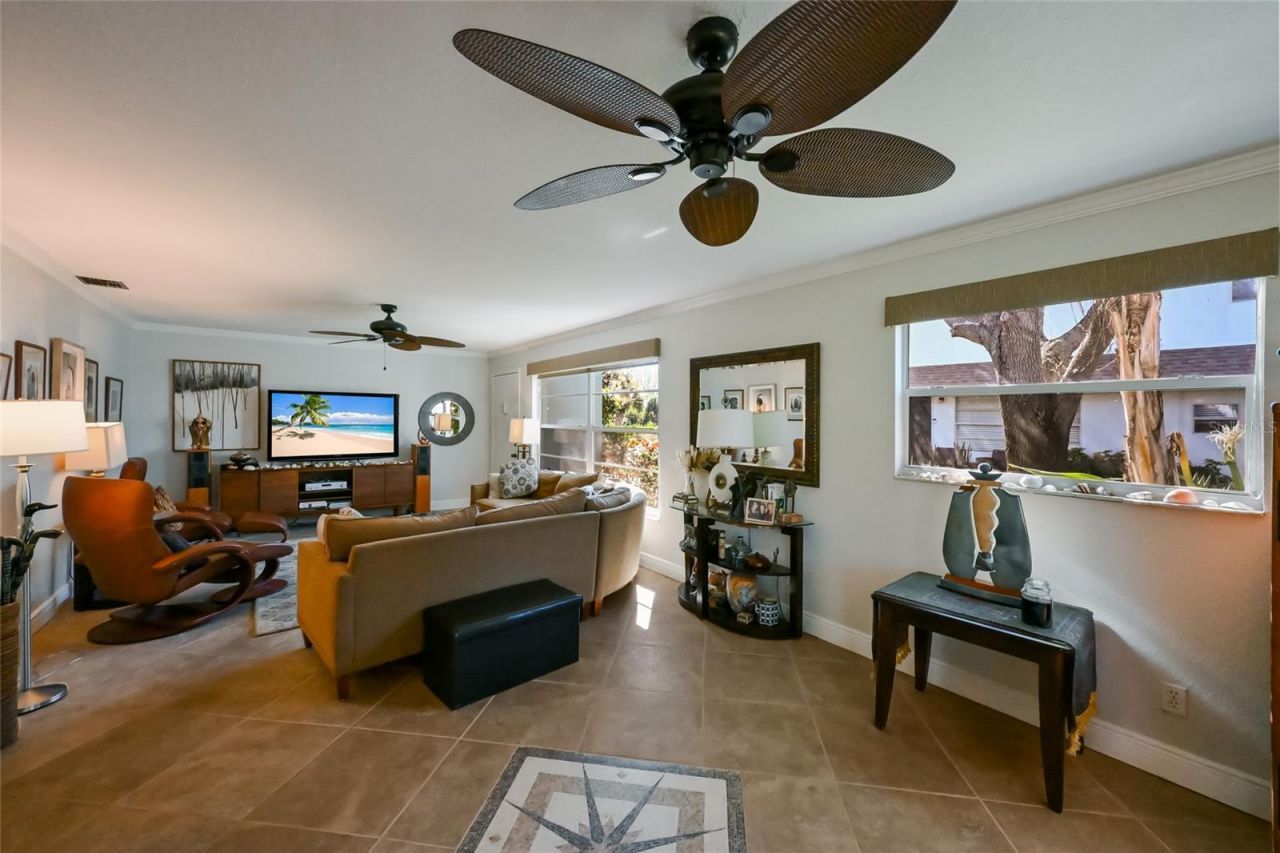 535 Sutton Place, Longboat Key, FL 34228 Photo