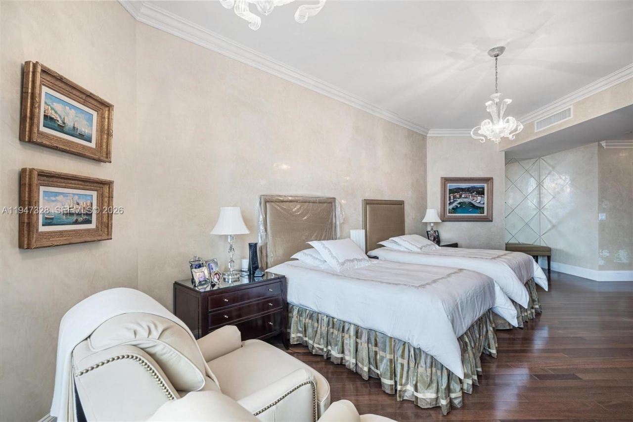 9595 Collins Ave, Unit NPHD, Surfside, FL 33154 Photo