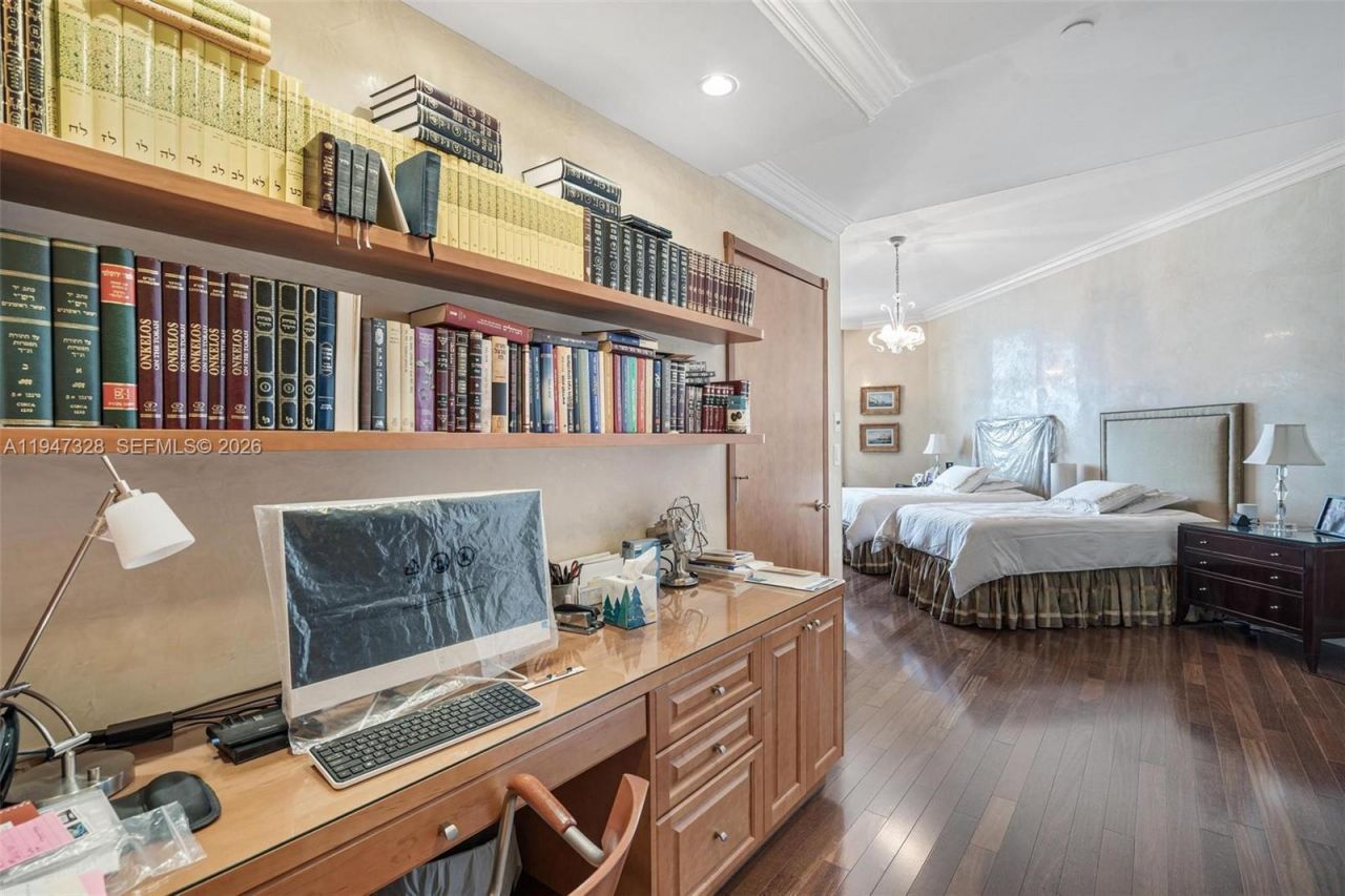 9595 Collins Ave, Unit NPHD, Surfside, FL 33154 Photo