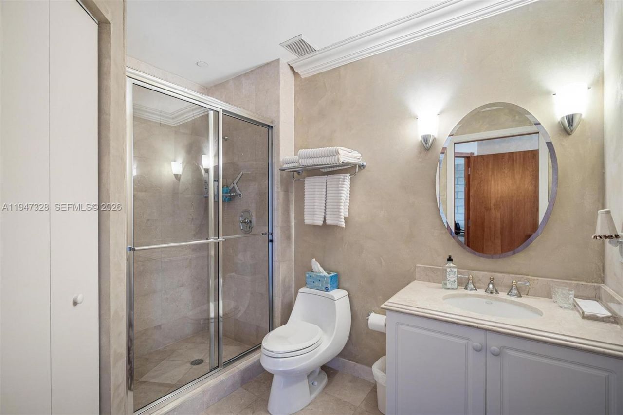 9595 Collins Ave, Unit NPHD, Surfside, FL 33154 Photo