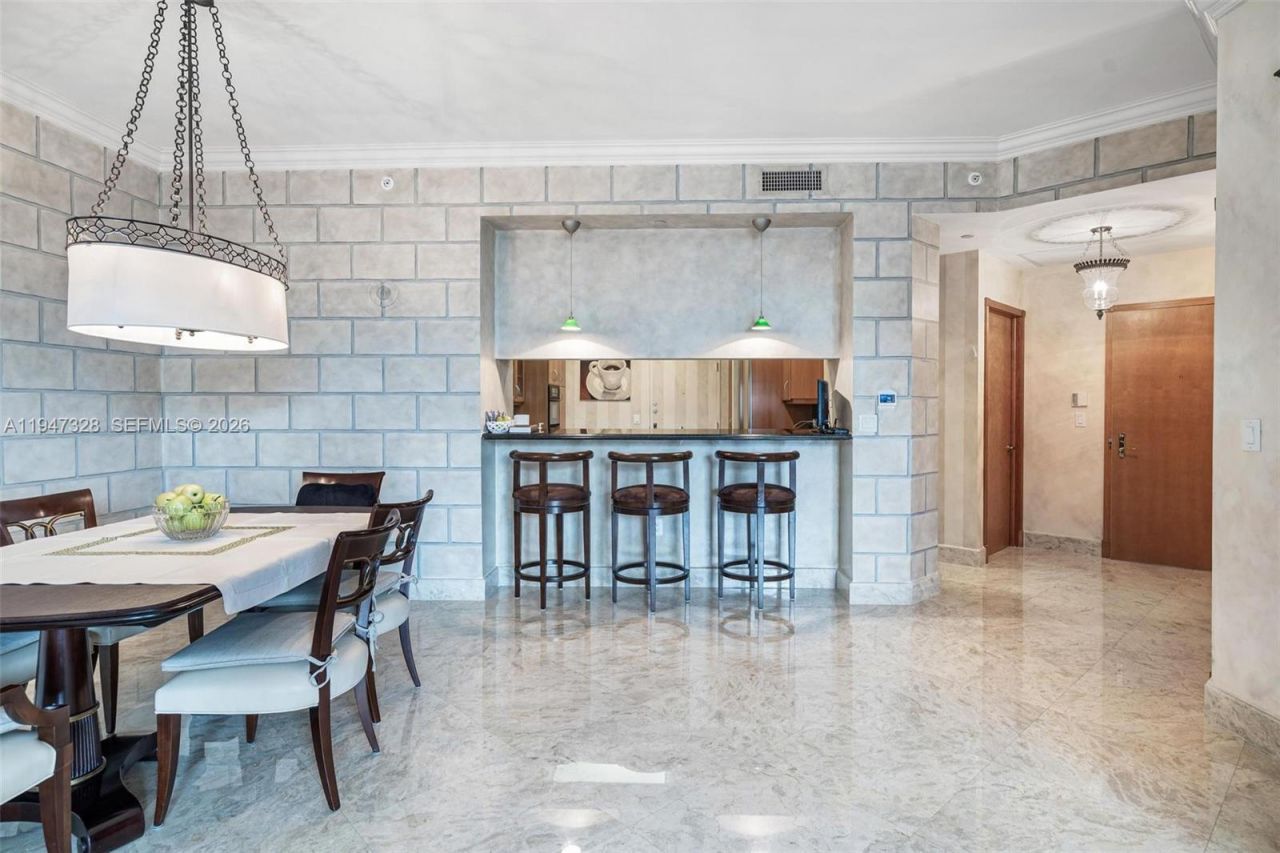 9595 Collins Ave, Unit NPHD, Surfside, FL 33154 Photo