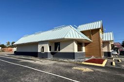 1204 S Kings Highway  photo 4