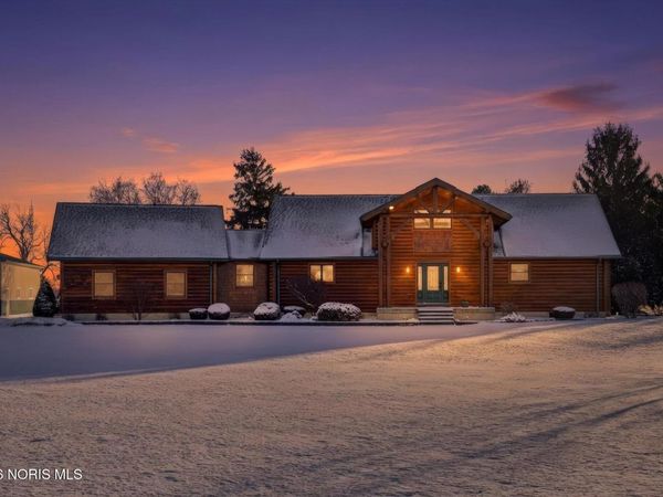 2107 County Road 23, Burgoon, OH 43407