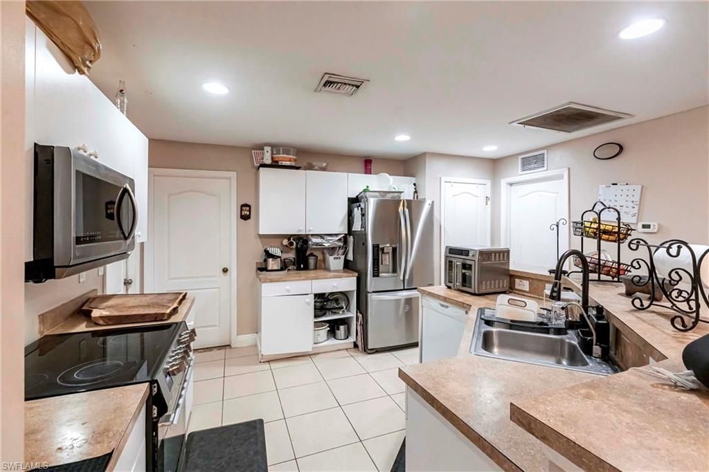 2900 8th Street Southwest, Lehigh Acres, FL 33976 Photo