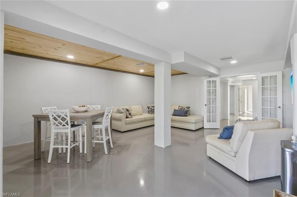 12176 Siesta Dr, Fort Myers Beach, FL 33931 Photo