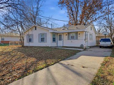3027 NW 52nd Street, Lincoln, NE 68524