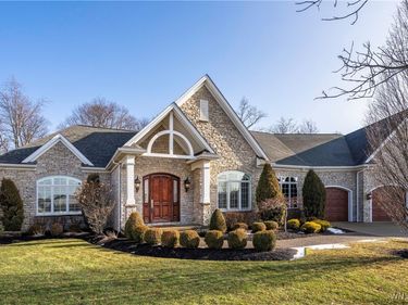 9823 Willowleaf Court, Clarence Center, NY 14032