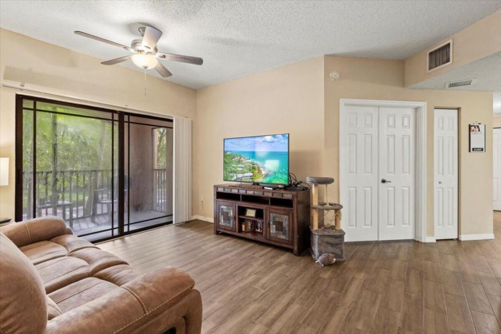 3023 Alcazar Place, Unit 201, Palm Beach Gardens, FL 33410 Photo