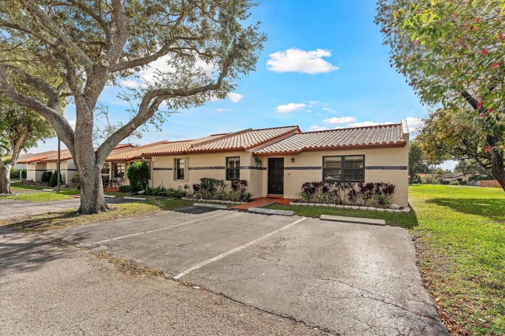 11288 SW 59th Ct, Unit ., Cooper City, FL 33330 Main Photo