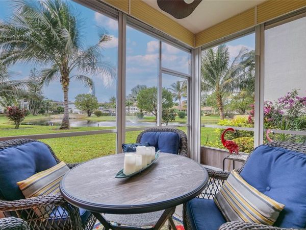 3505 NW 48th Ave, Unit 404, Lauderdale Lakes, FL 33319