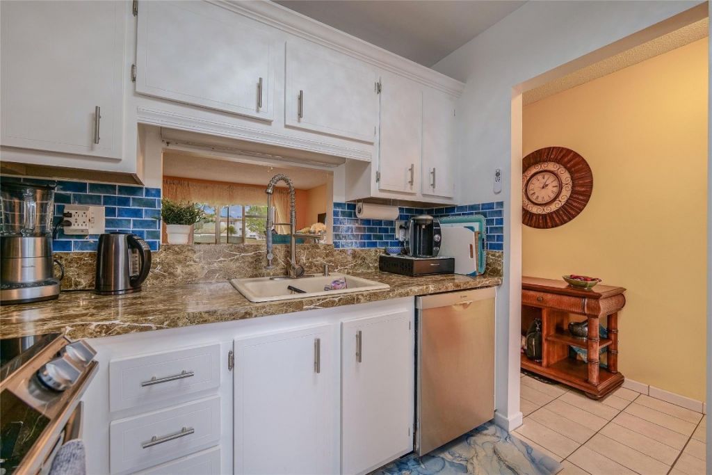 3505 NW 48th Avenue, Unit 404, Lauderdale Lakes, FL 33319 Photo