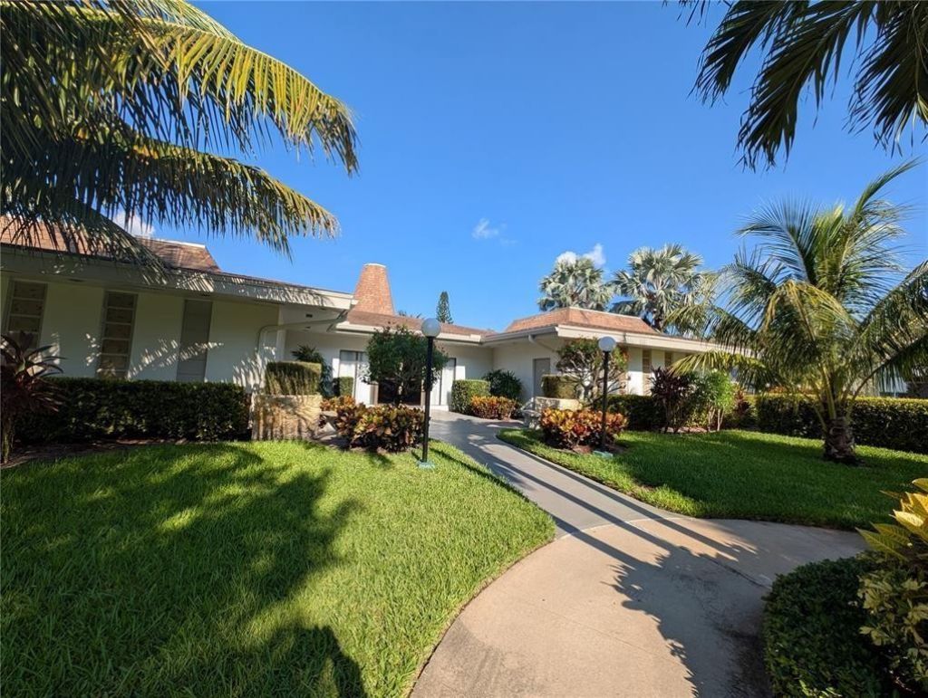 3505 NW 48th Avenue, Unit 404, Lauderdale Lakes, FL 33319 Photo