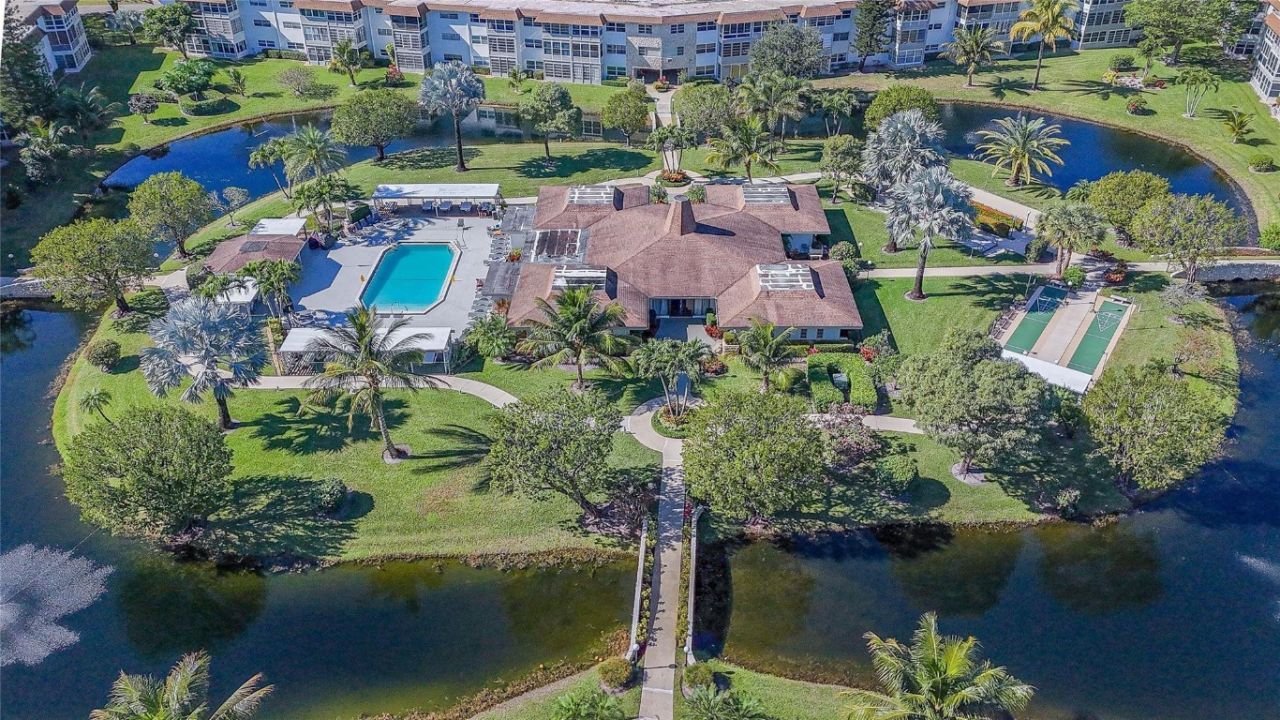 3505 NW 48th Avenue, Unit 404, Lauderdale Lakes, FL 33319 Photo