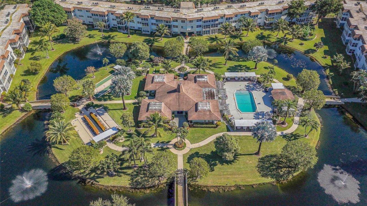 3505 NW 48th Avenue, Unit 404, Lauderdale Lakes, FL 33319 Photo