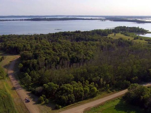 Lot 5 Block 2 Crystal Beach Road , Pelican Rapids, MN 56572