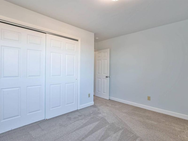 4808 Chalet Drive, Unit 12, Saint Bernard, OH 45217 Photo 10