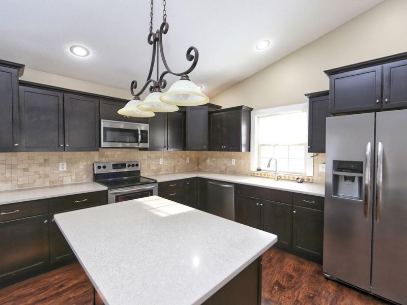 817 Highland Hills Drive, Howard, OH 43028 Photo 10