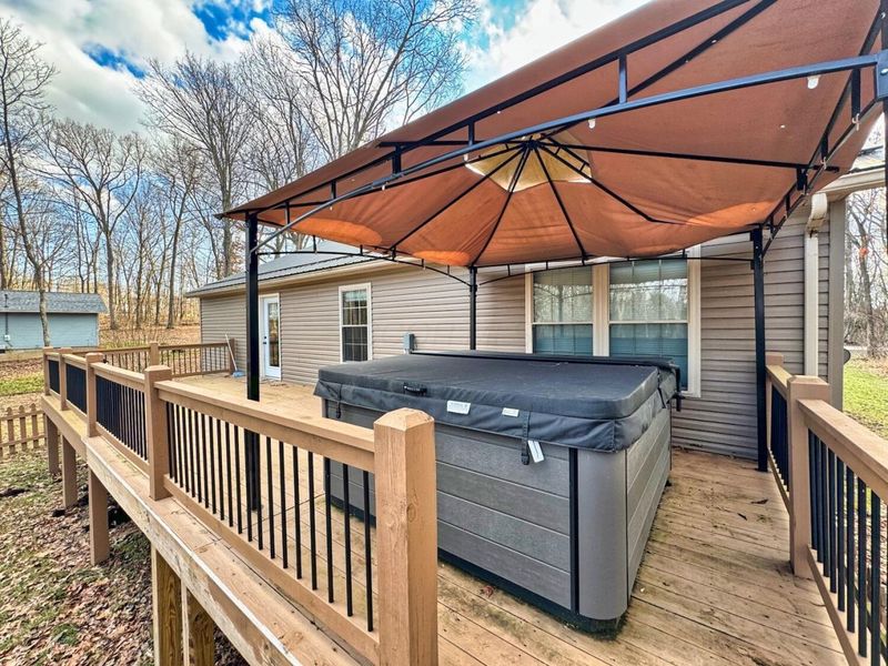 817 Highland Hills Drive, Howard, OH 43028 Photo 28