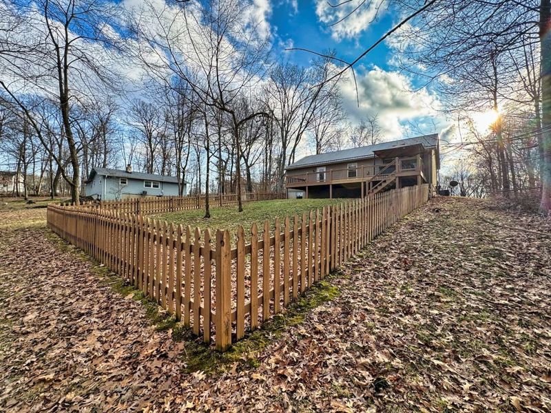 817 Highland Hills Drive, Howard, OH 43028 Photo 29