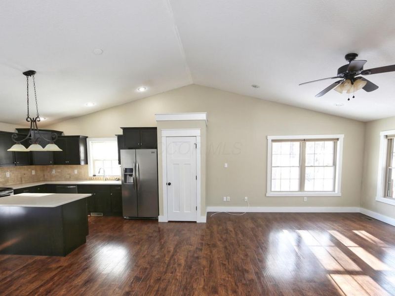 817 Highland Hills Drive, Howard, OH 43028 Photo 7