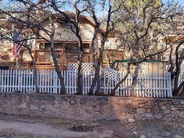 50 Minnehaha Avenue, Manitou Springs, CO 80829