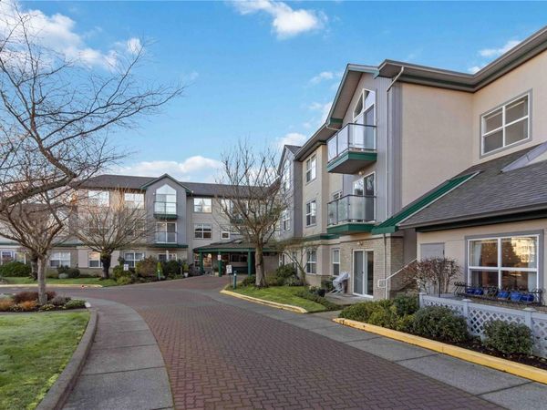 1485 Garnet Rd , Unit 207, Saanich, BC V8P 5T5