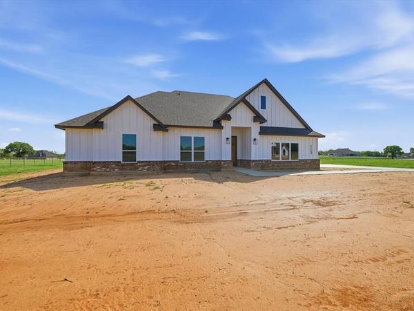 112 Cattleman Drive, Poolville, TX 76487
