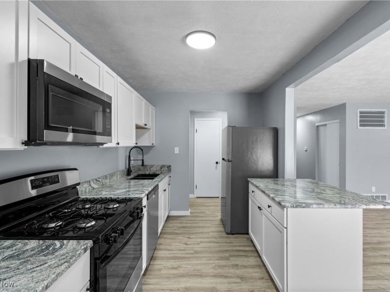 3517 Jameson Drive, Kent, OH 44240 Photo 11